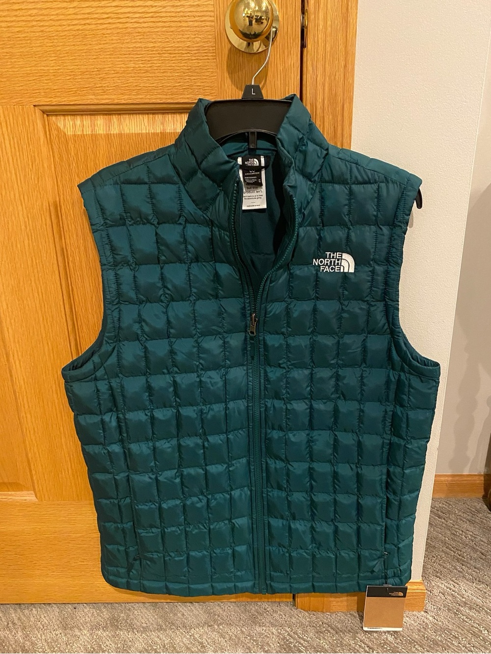NWT The North Face Deep Nori Thermoball Insulated Vest- Men's Size M OR L